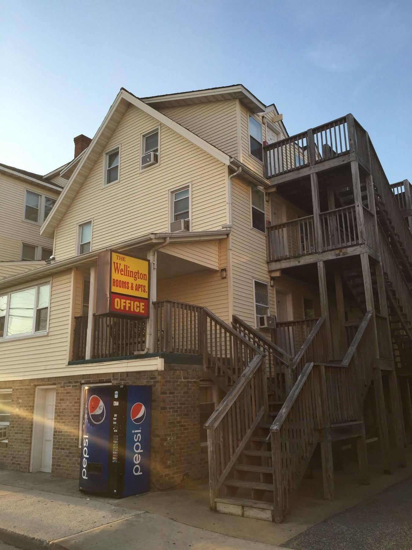 The Wellington Hotel & Suites Oceanblock Ocean City Exterior foto